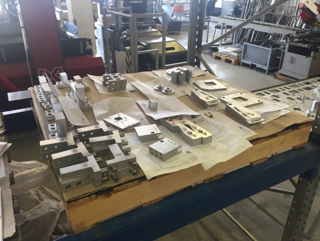 Vorrichtungsbau, Schablonenfertigung und Zerspanung