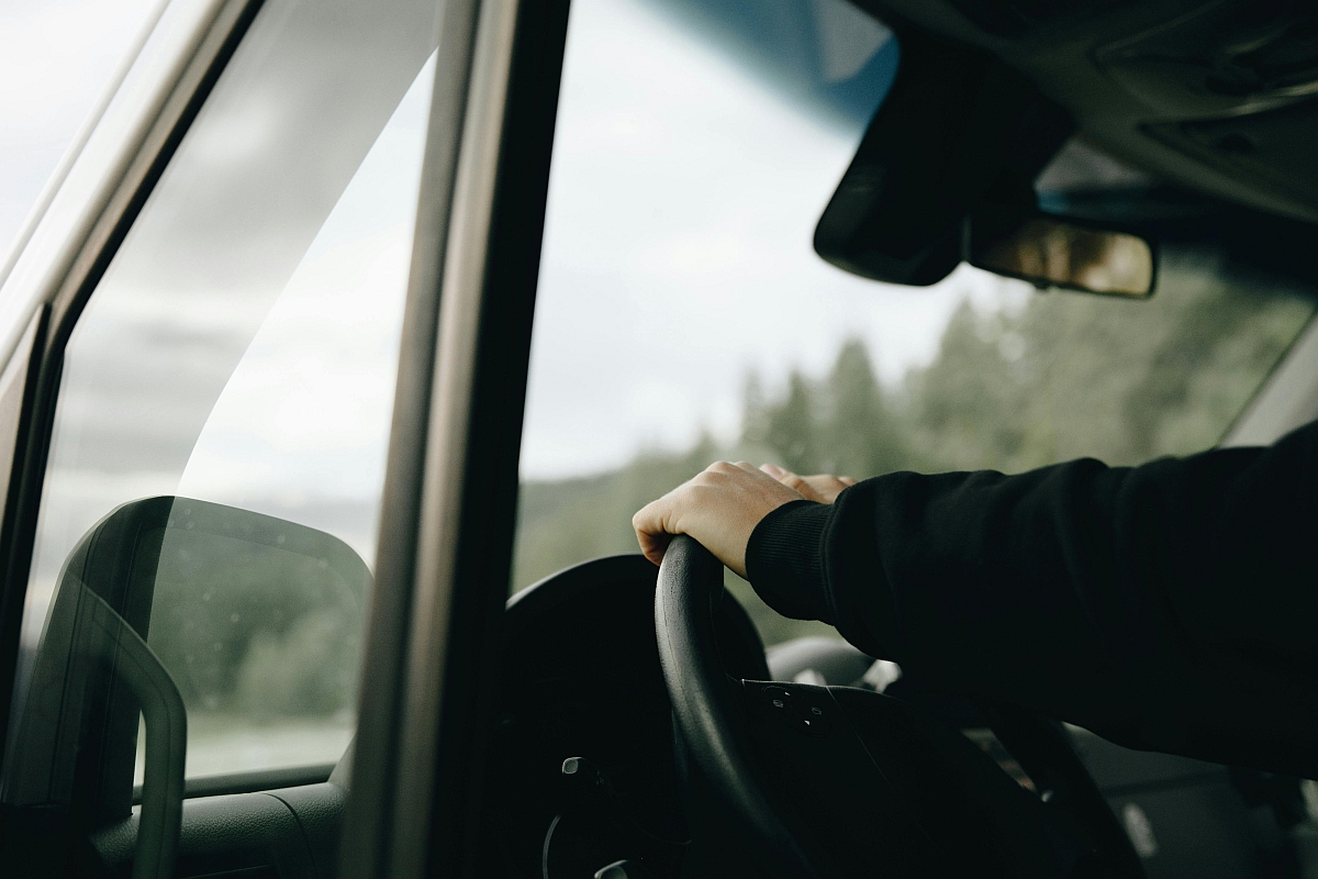 Sucht einen Aushilfsfahrer für ihren Standort in Mór